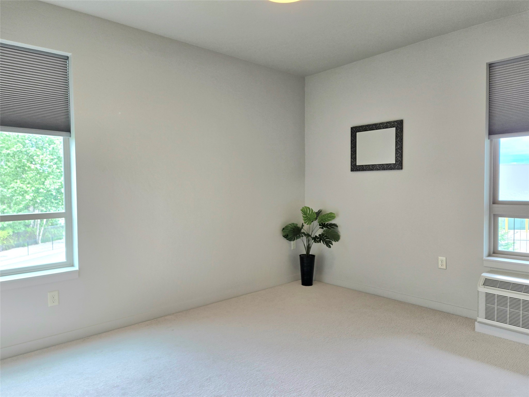 100 Woodlands Way S-211