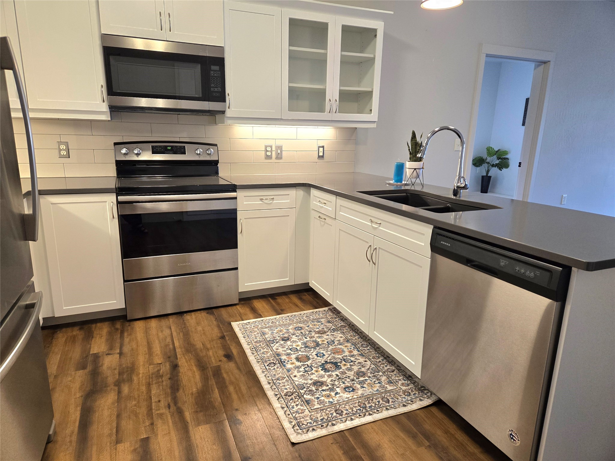 100 Woodlands Way S-211