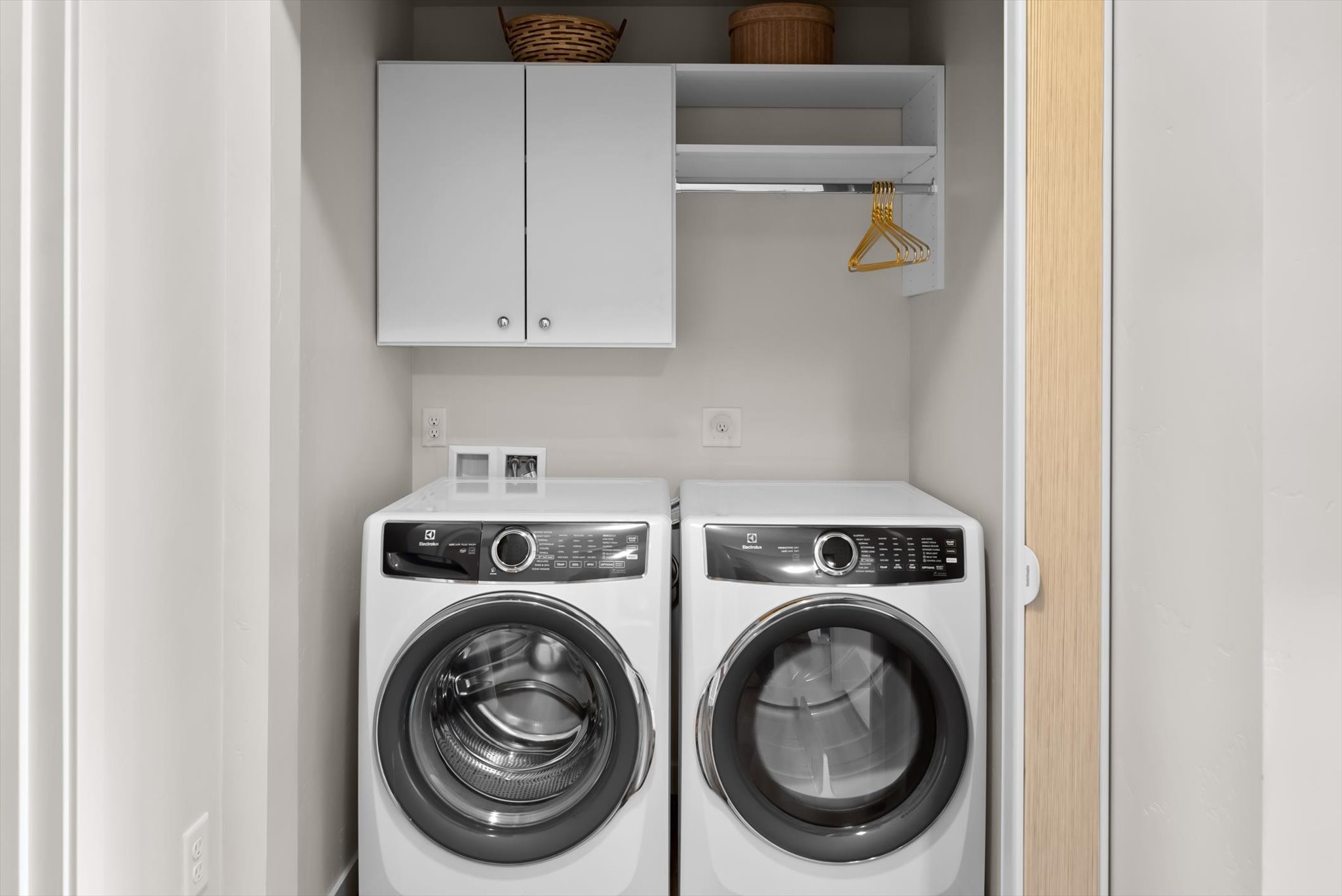 100 Woodlands Way B-304