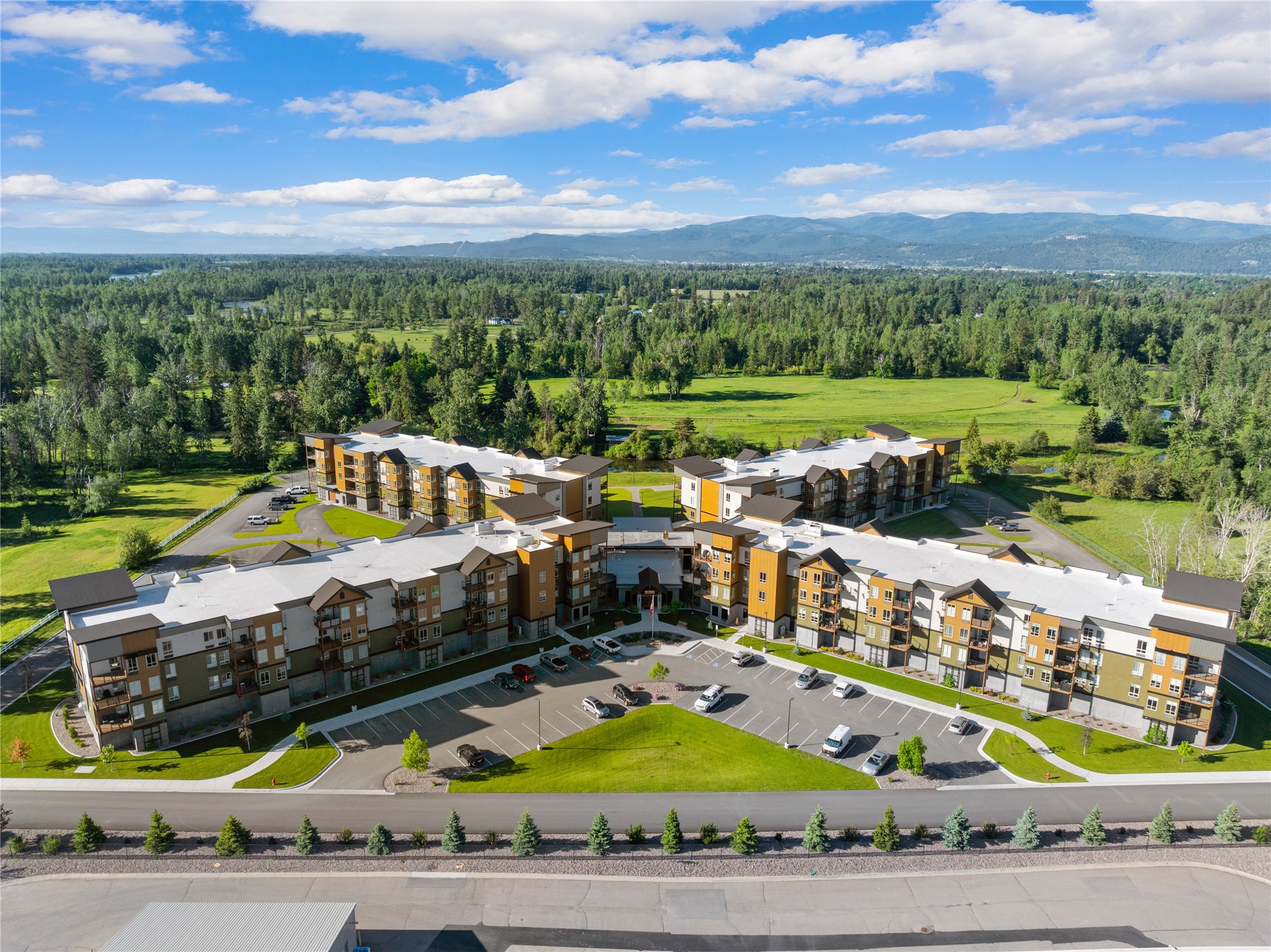 100 Woodlands Way B-304