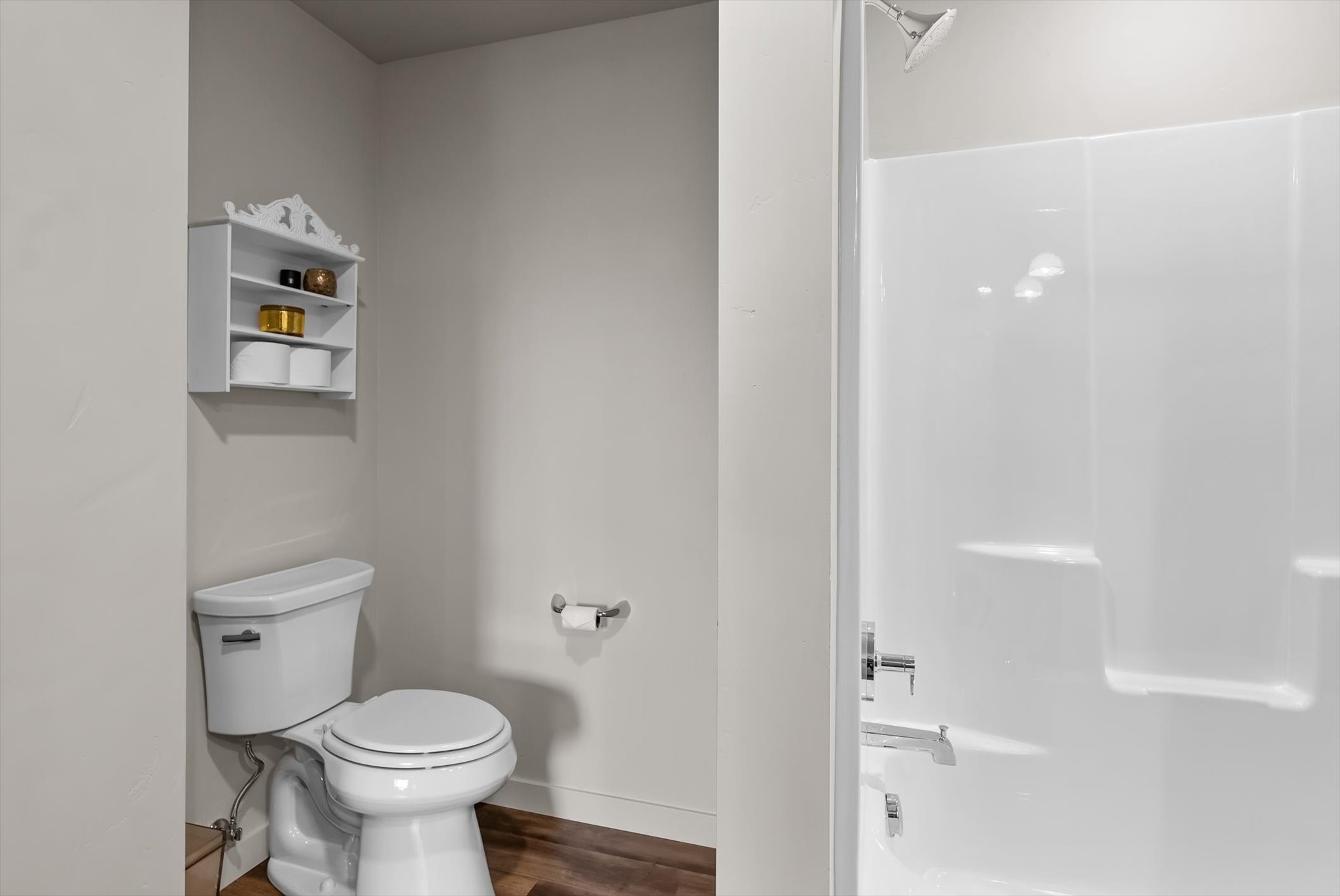 100 Woodlands Way B-304