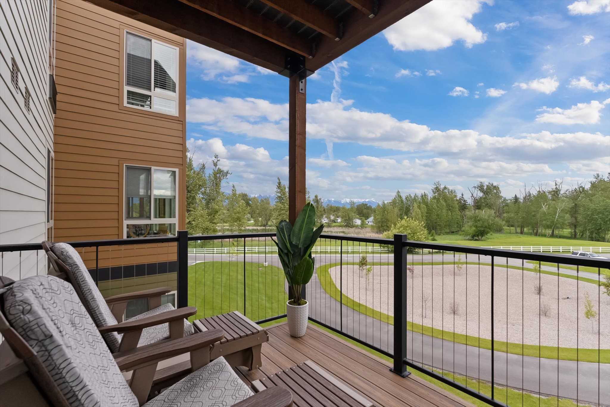 100 Woodlands Way B-304