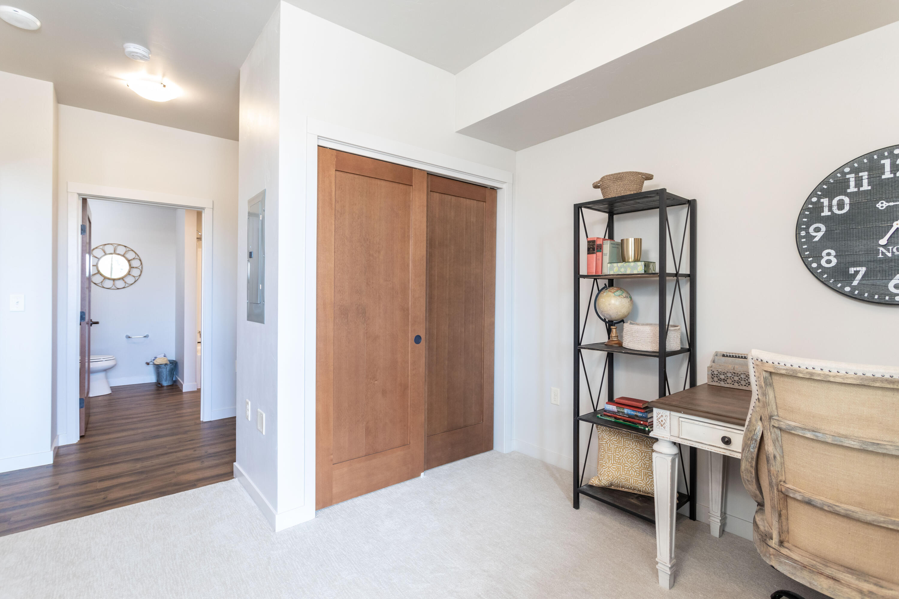 100 Woodlands Way P-208