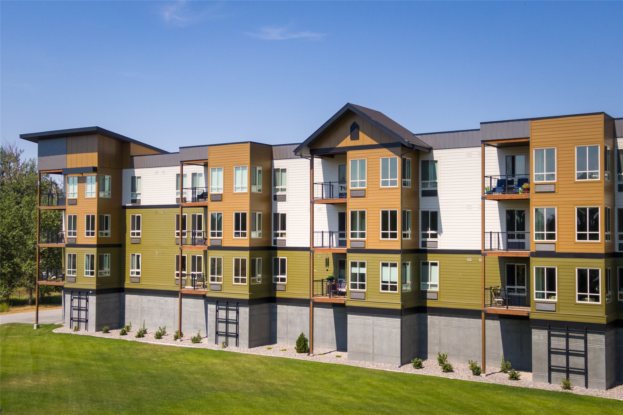 100 Woodlands Way P-408
