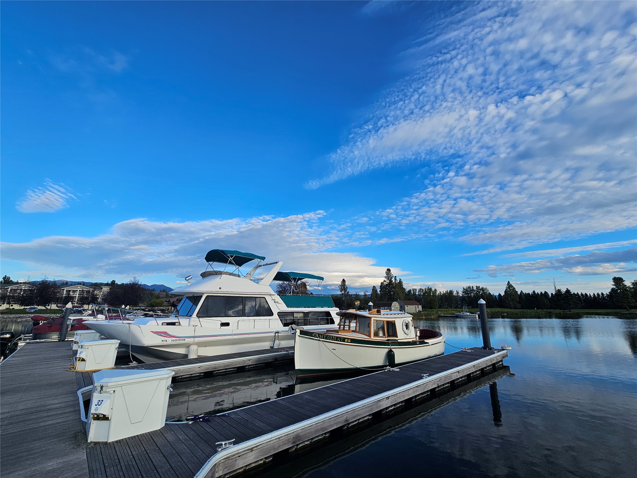 A 33 Eagle Bend Yacht Harbor, 44'