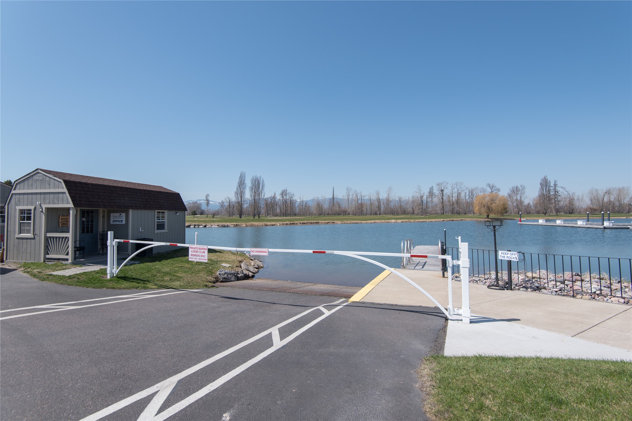 A 33 Eagle Bend Yacht Harbor, 44'