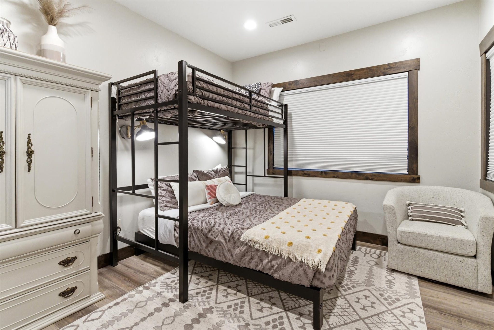 459 Electric Avenue K