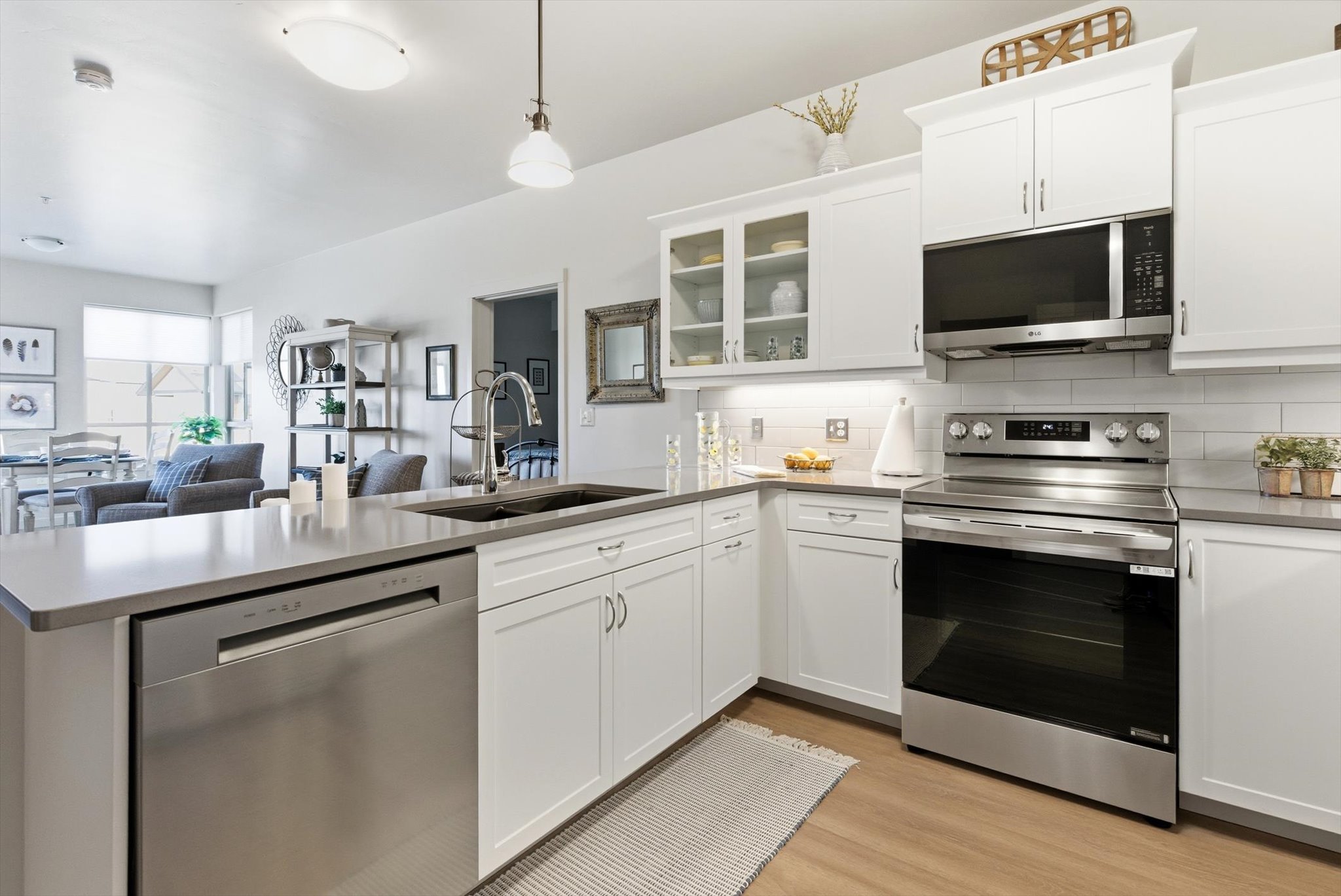 100 Woodlands Way P-306
