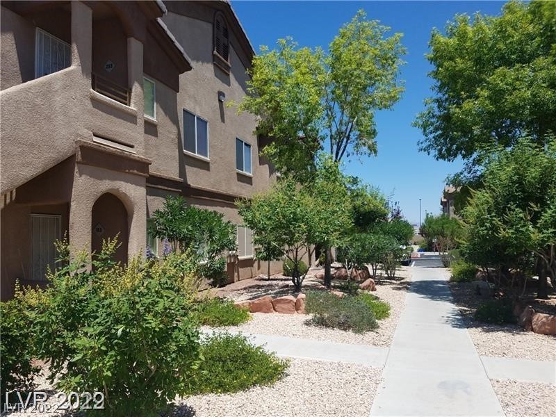 5750 East Hacienda Avenue 113