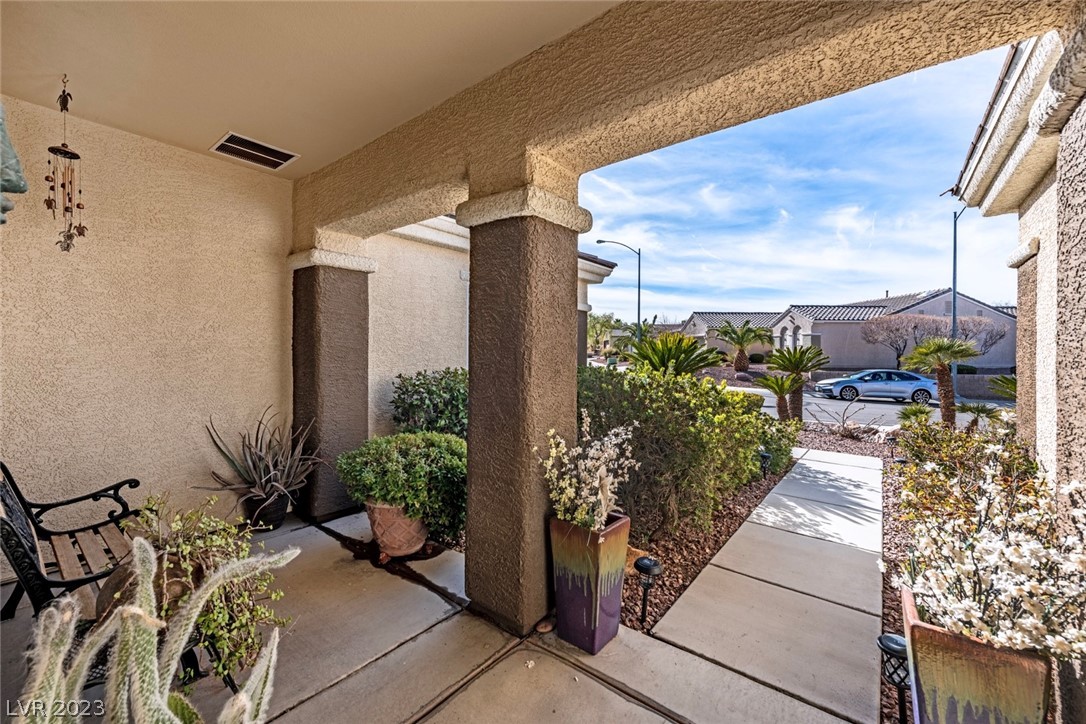 1674 Danbury Crossing Drive