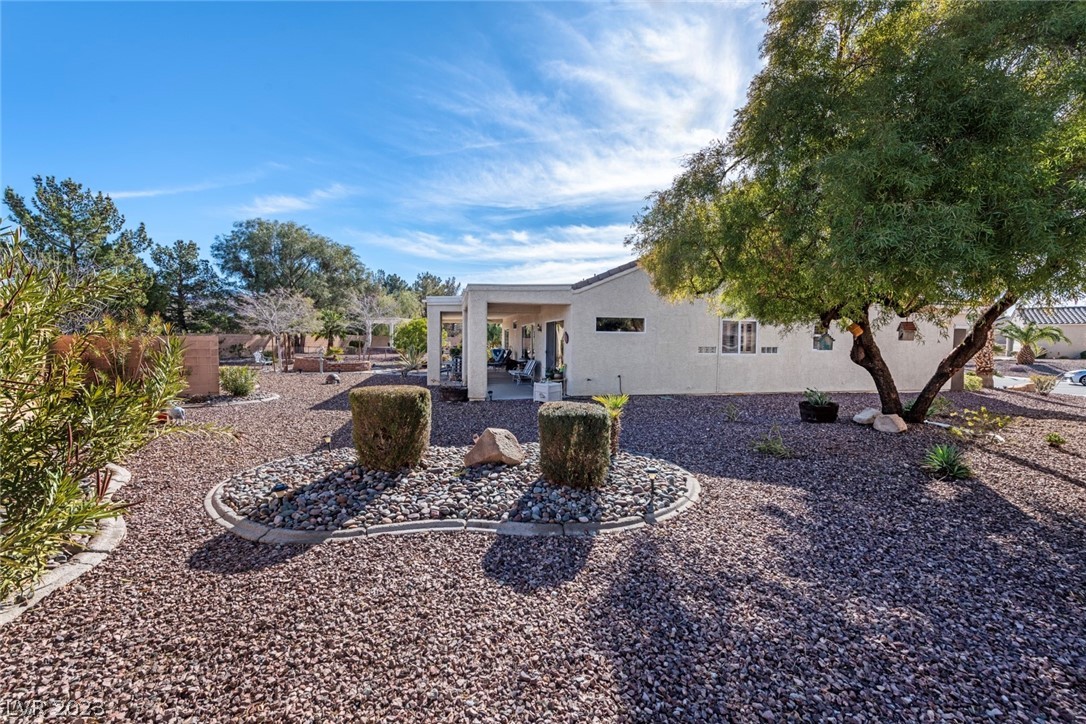 1674 Danbury Crossing Drive
