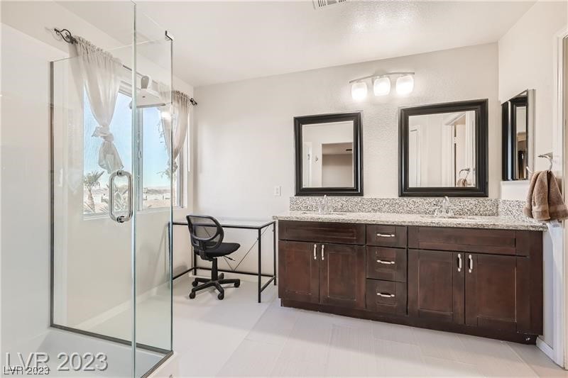860 Viento Del Montagna Avenue