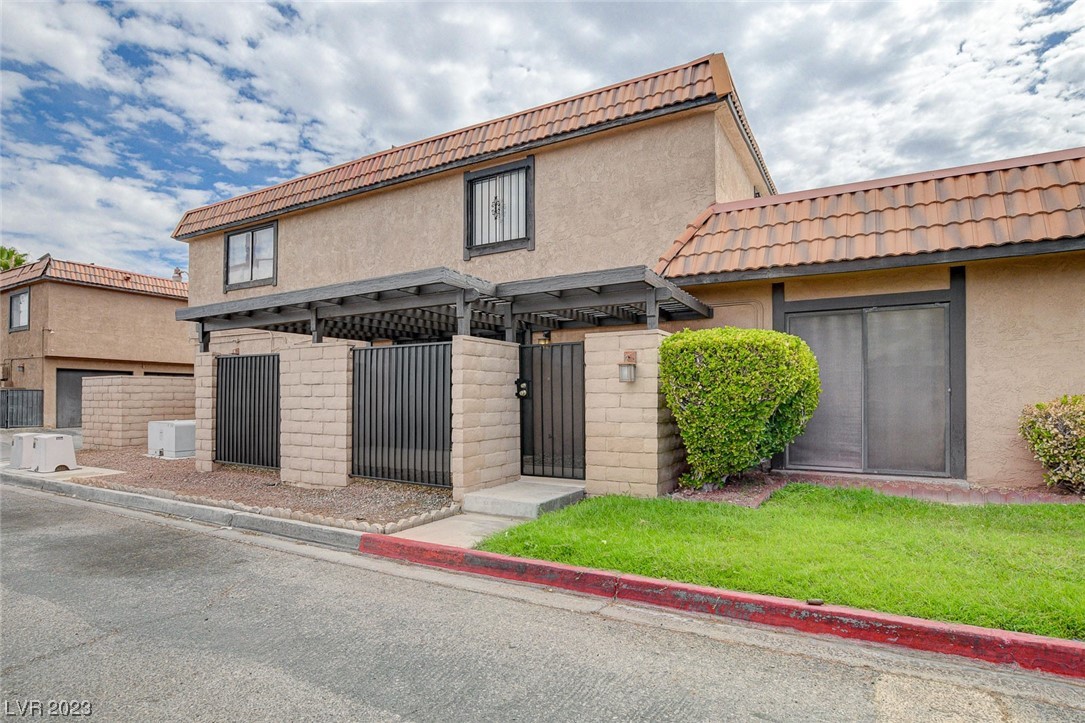 301 Misty Isle Lane B