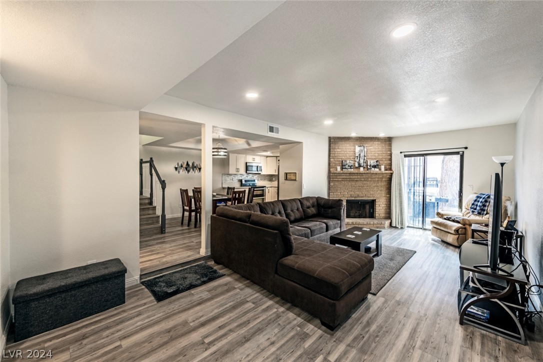 3373 Milenko Drive