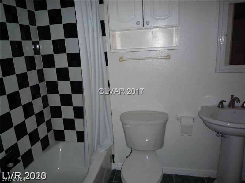 85 FANTASIA Lane A