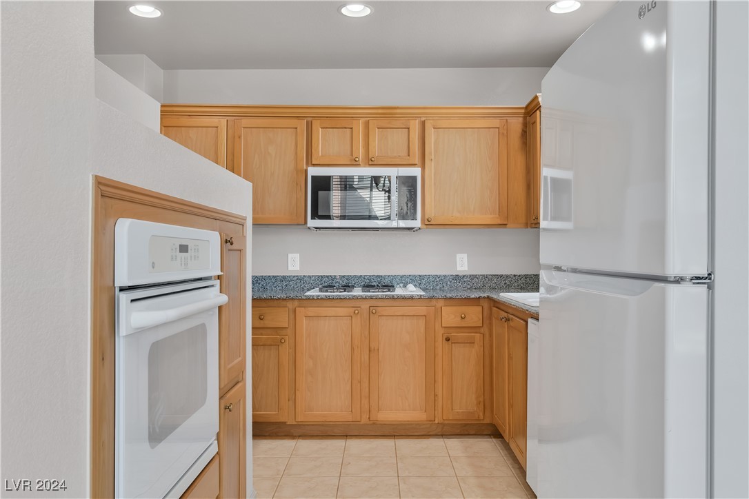 91 East Agate Avenue 302