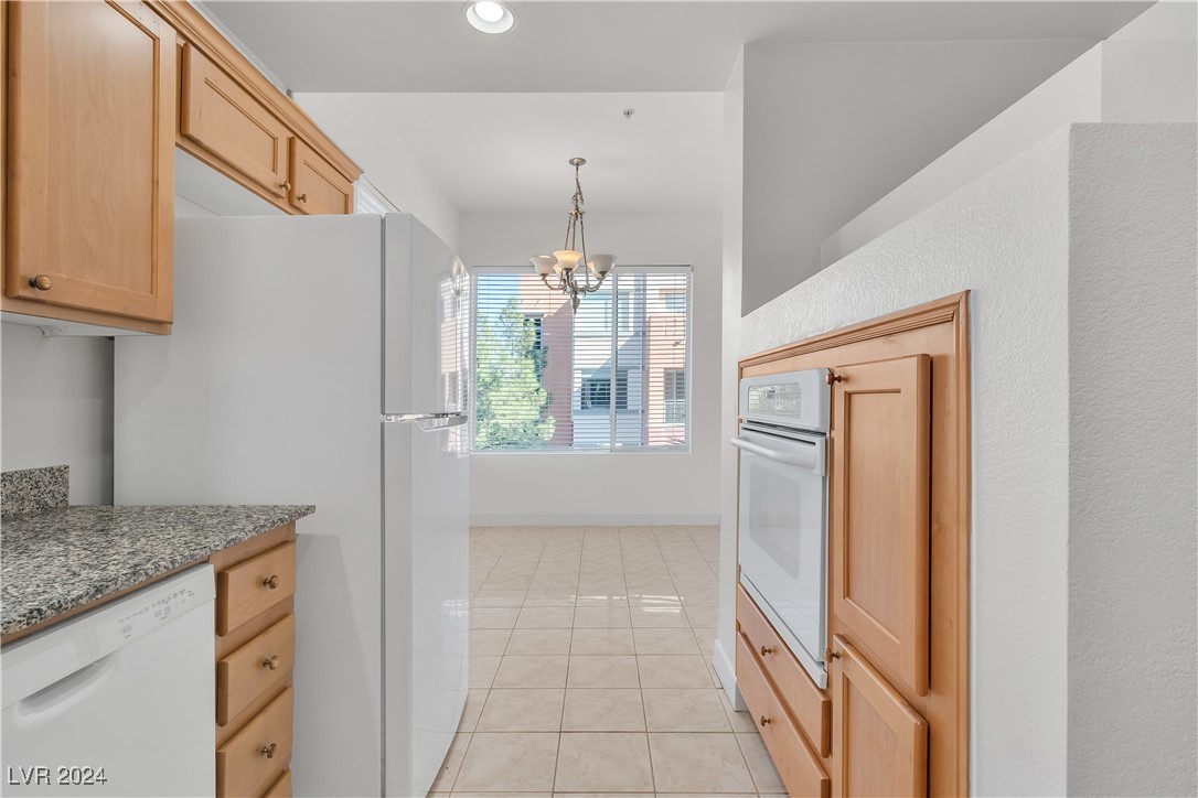 91 East Agate Avenue 302