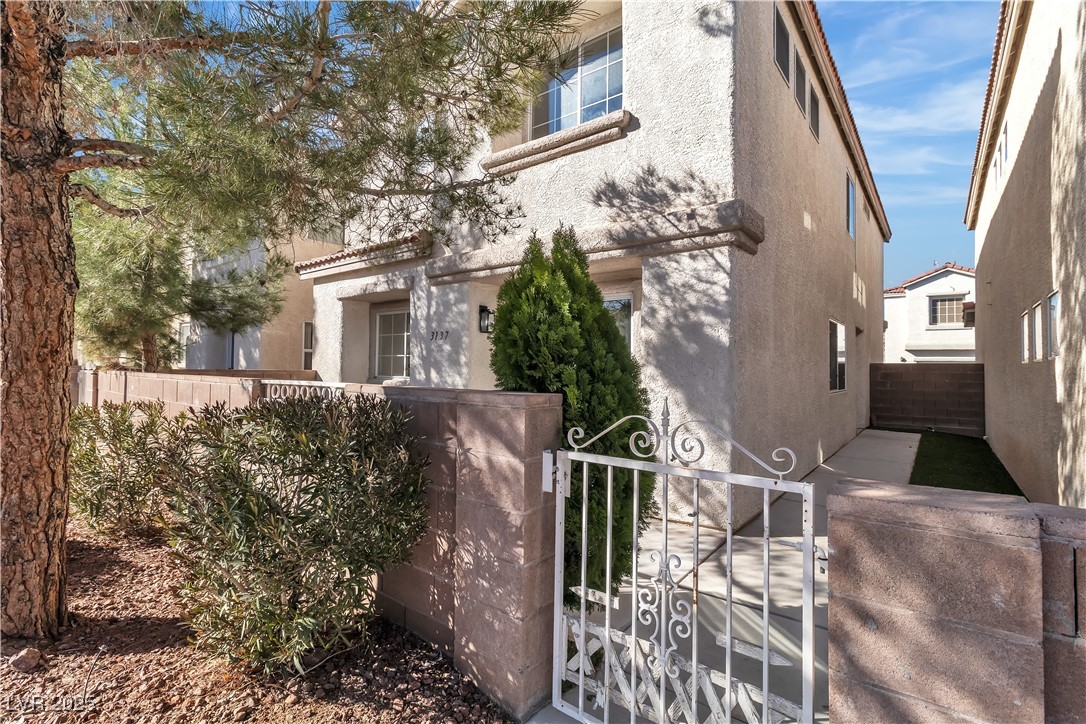 3137 Sunrise Cove Avenue