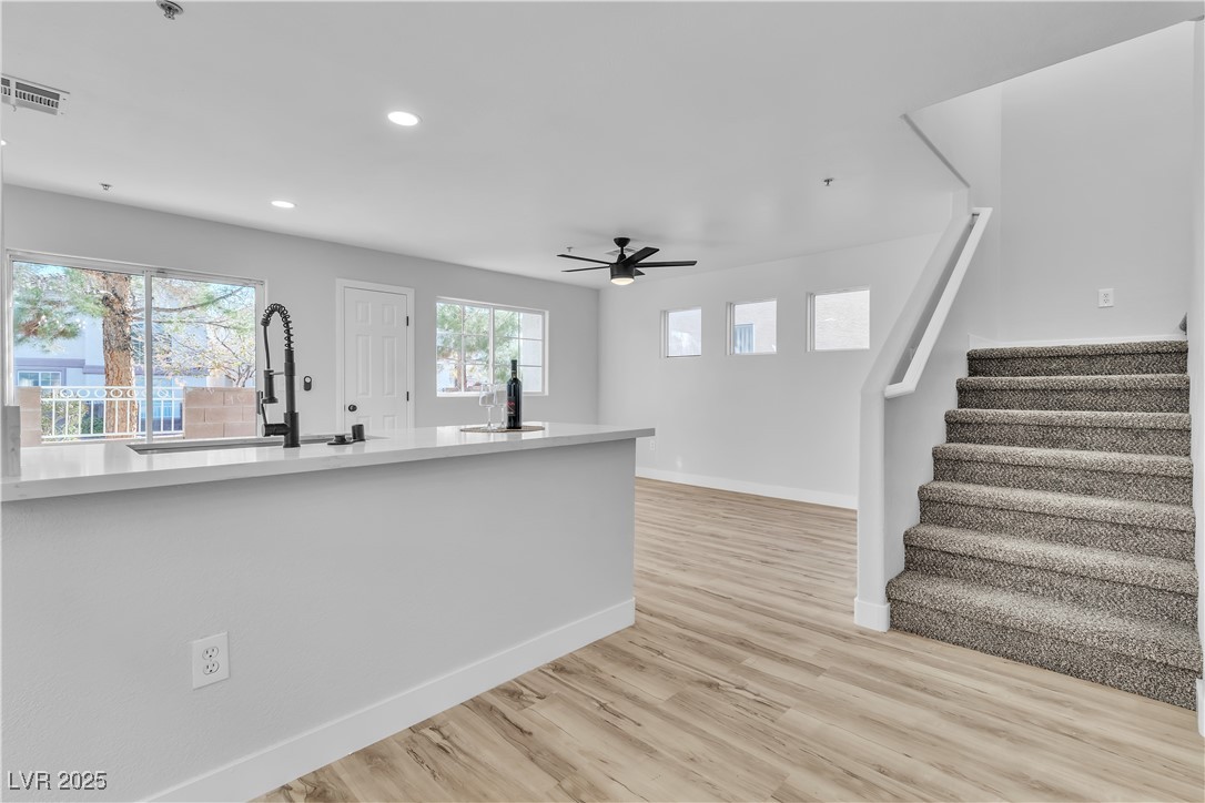 3137 Sunrise Cove Avenue