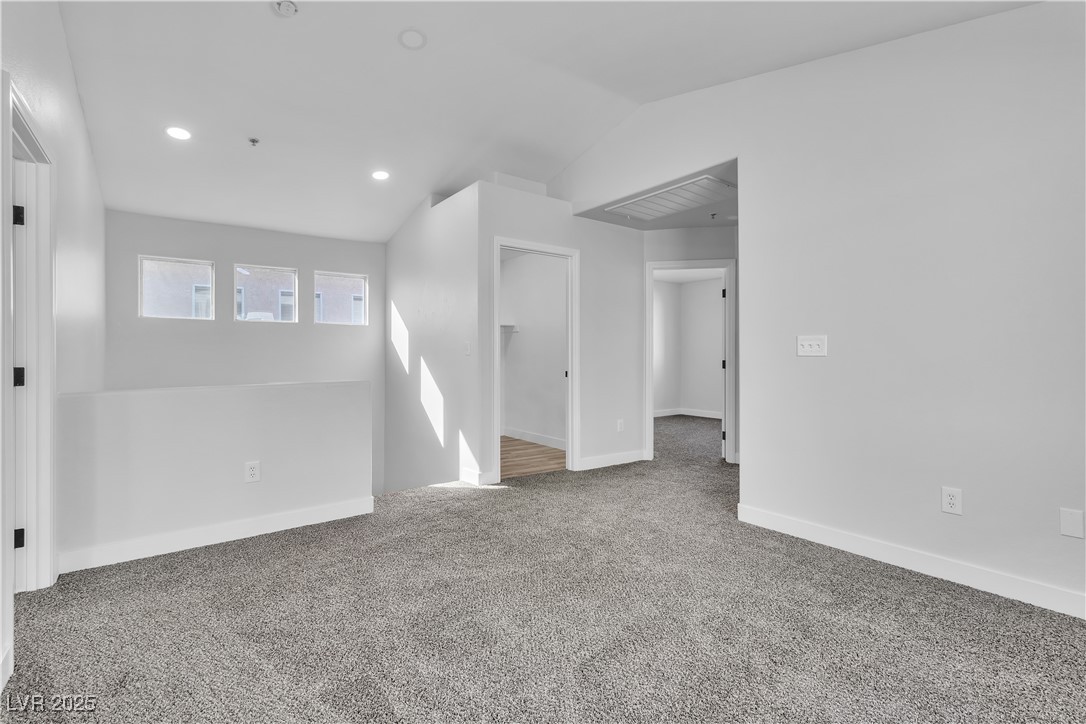 3137 Sunrise Cove Avenue