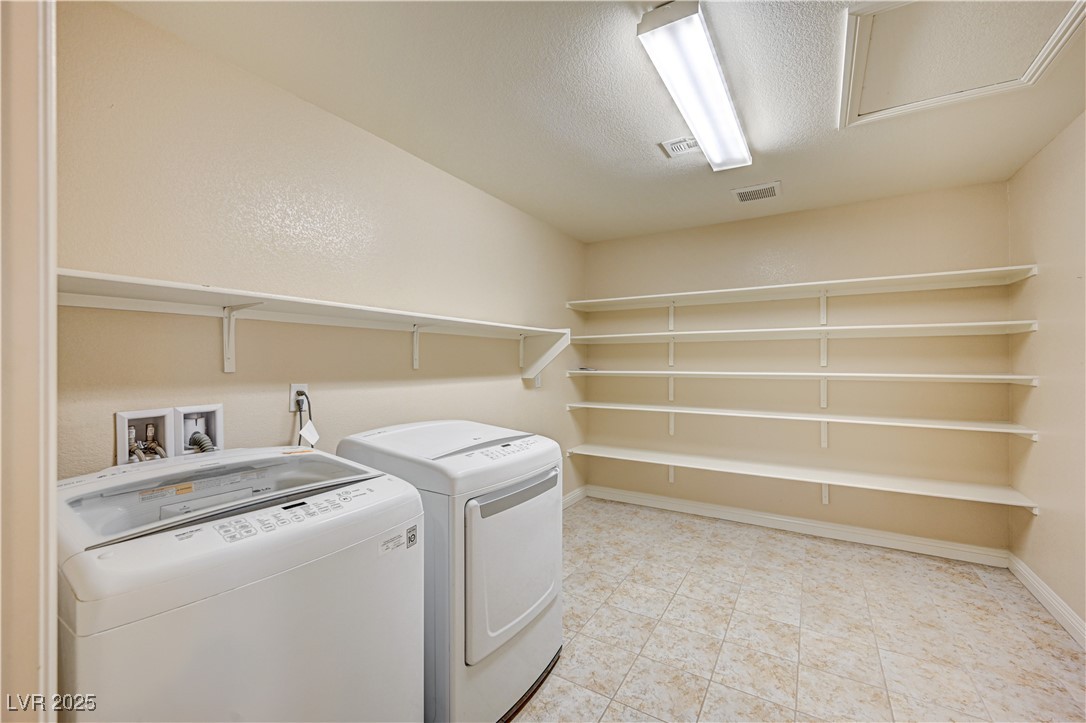 1004 Bluebird Ridge Court