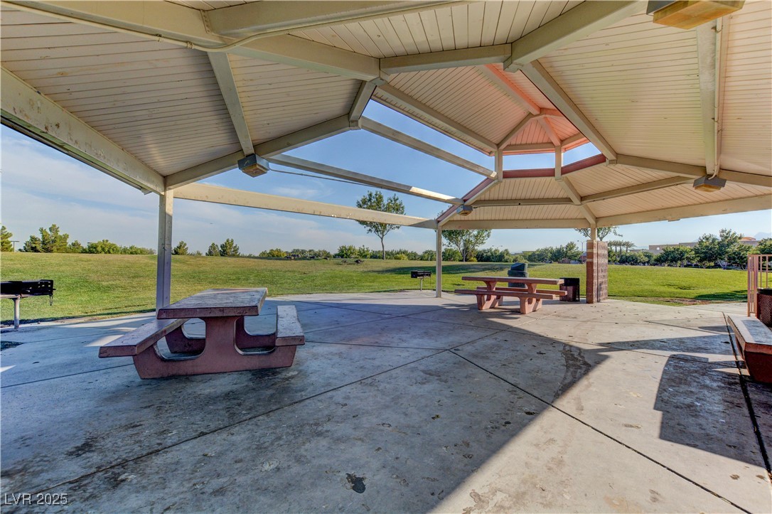 1004 Bluebird Ridge Court