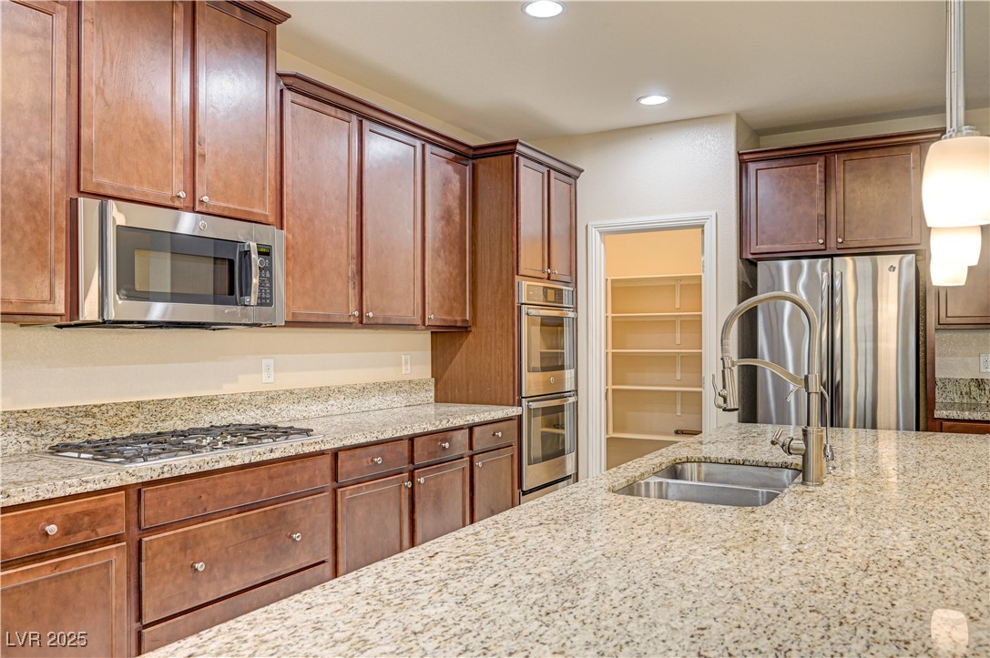 1004 Bluebird Ridge Court
