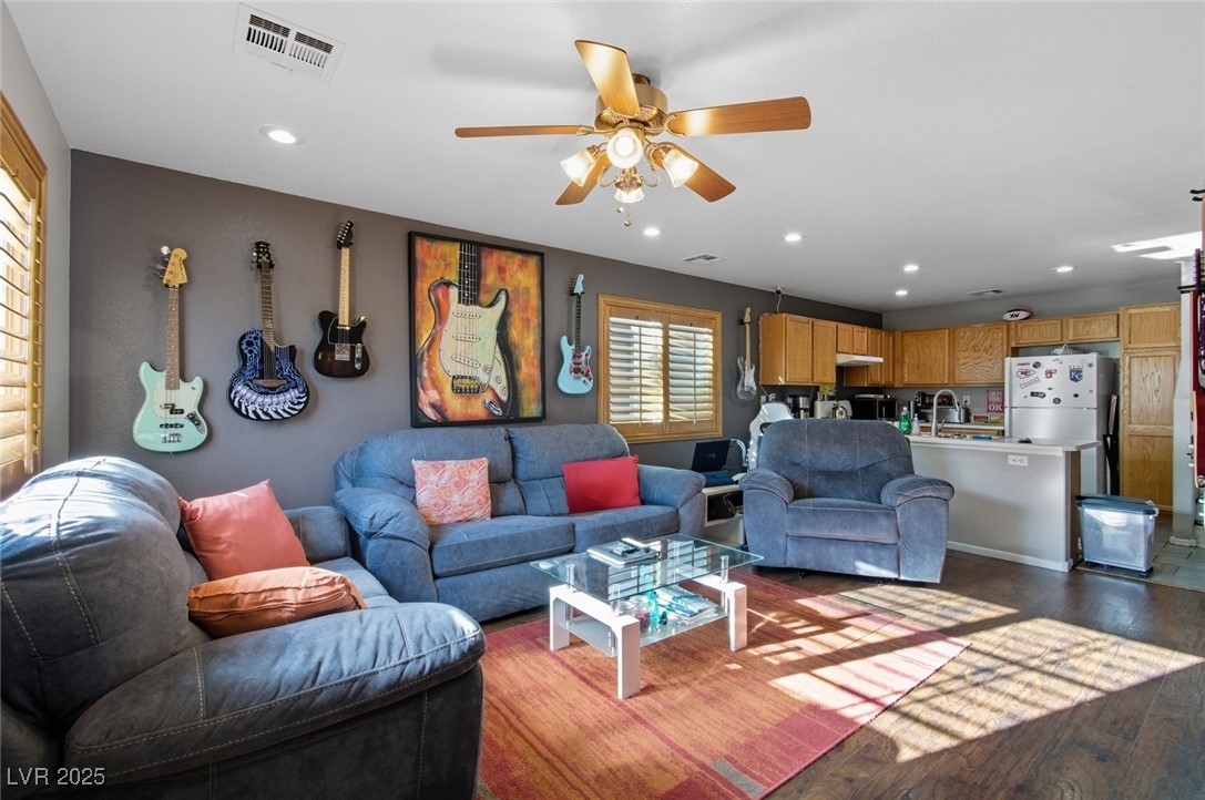 10339 Baby Bud Street