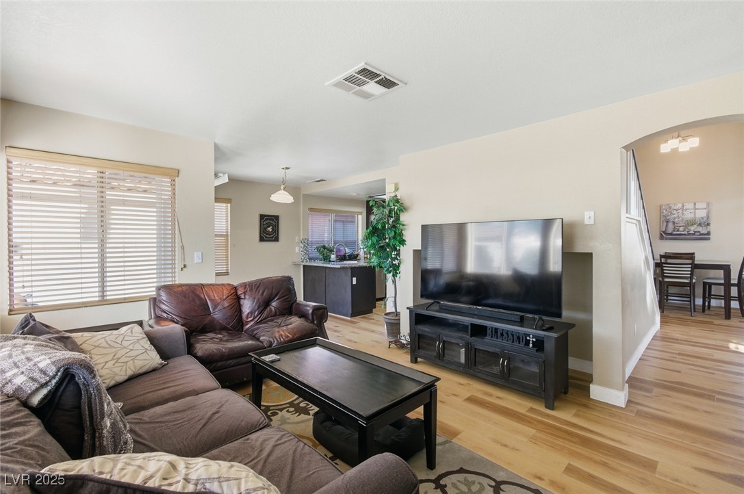 8623 Tiverton Road