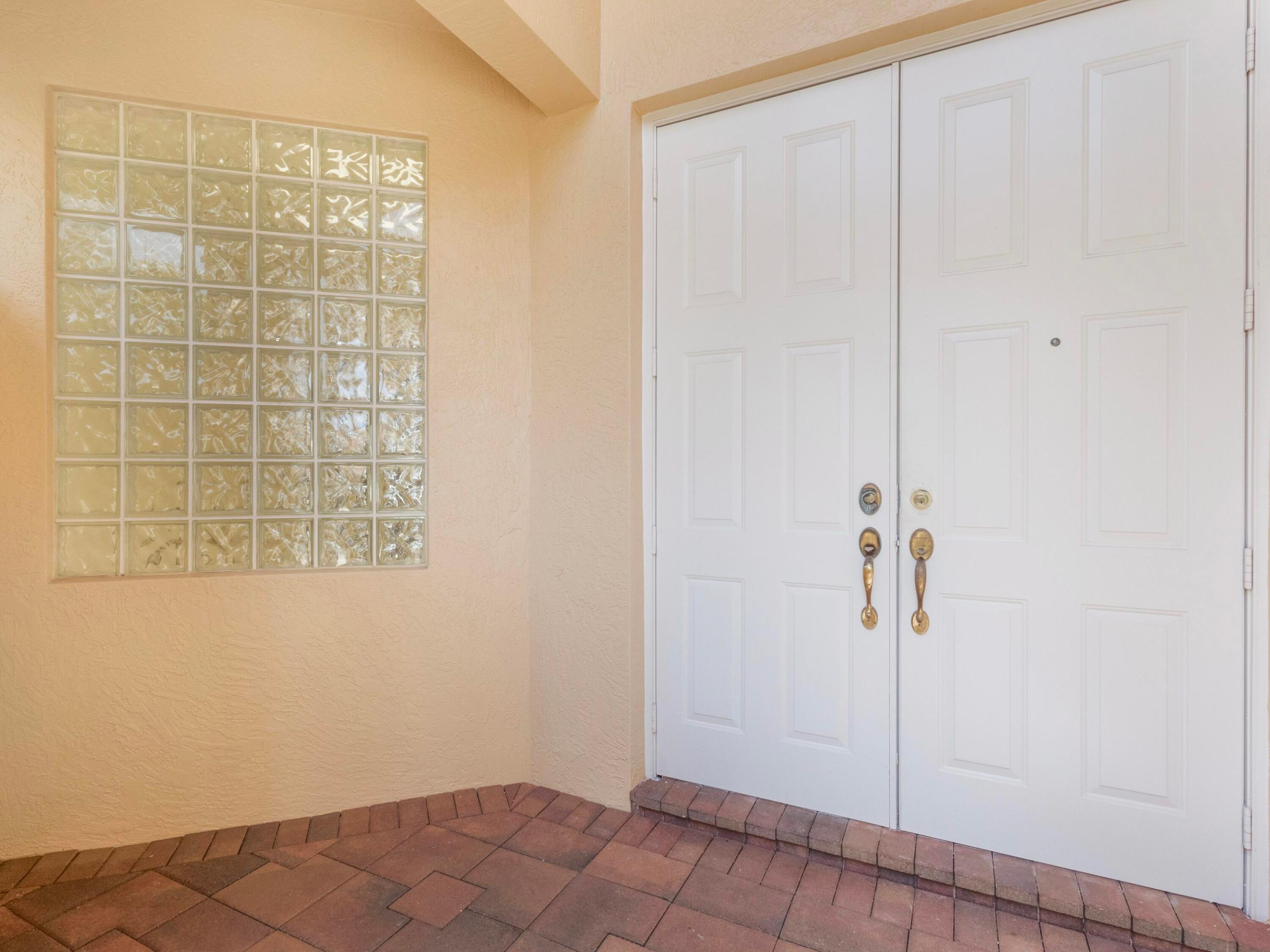 5279 Brookview Drive