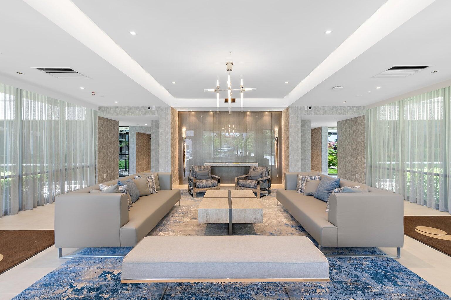 859 Jeffery Street 6070