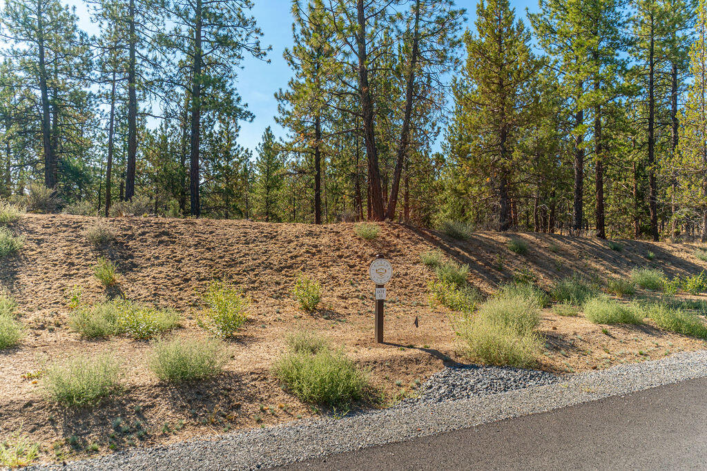 No Situs Address Unit: Lot 11