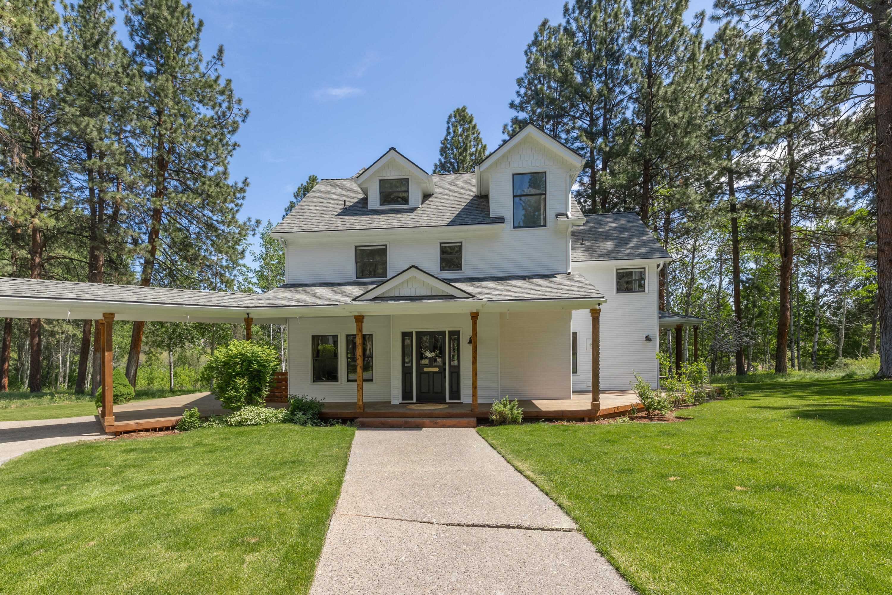15939 Nuthatch Lane