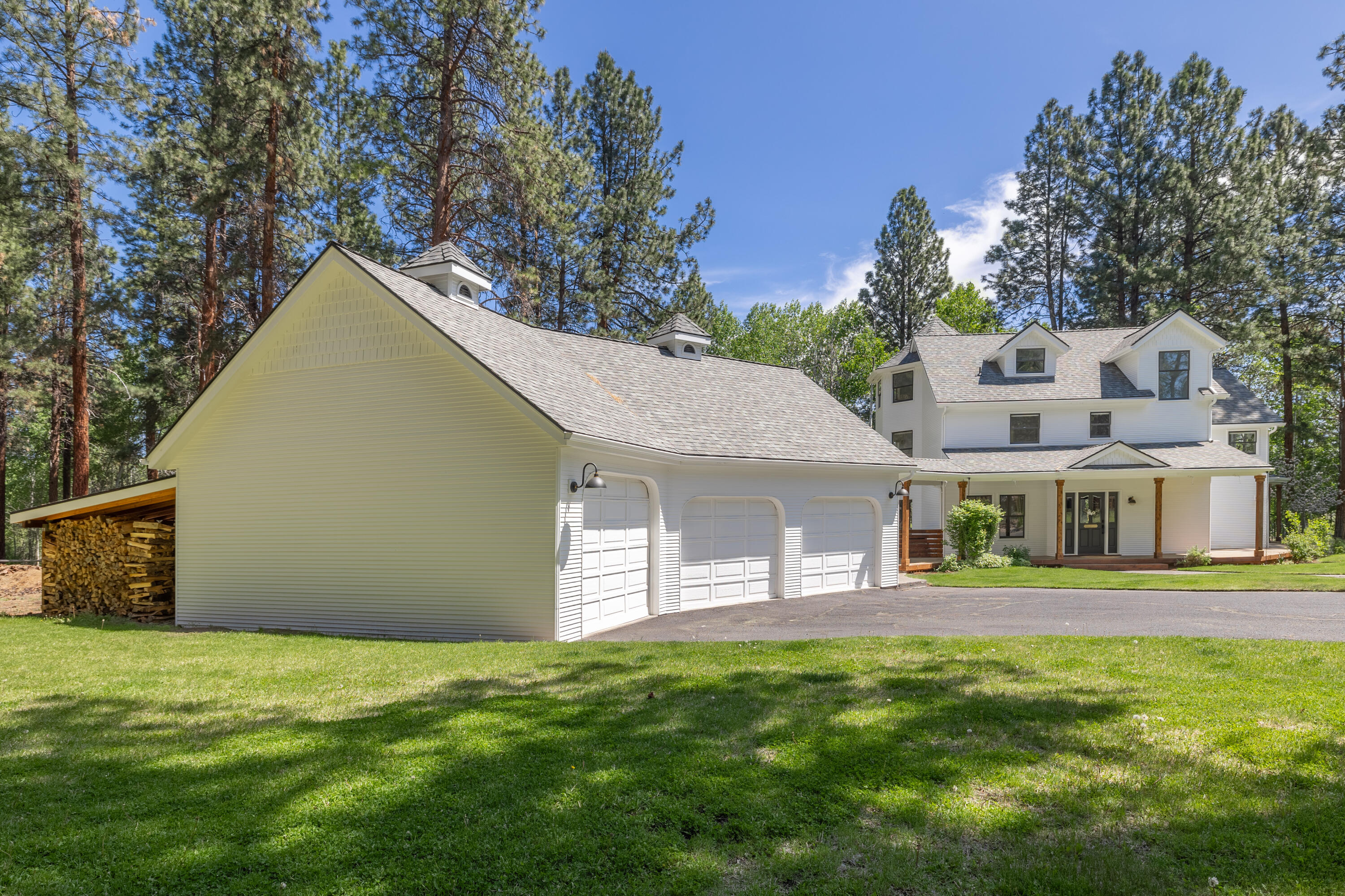 15939 Nuthatch Lane