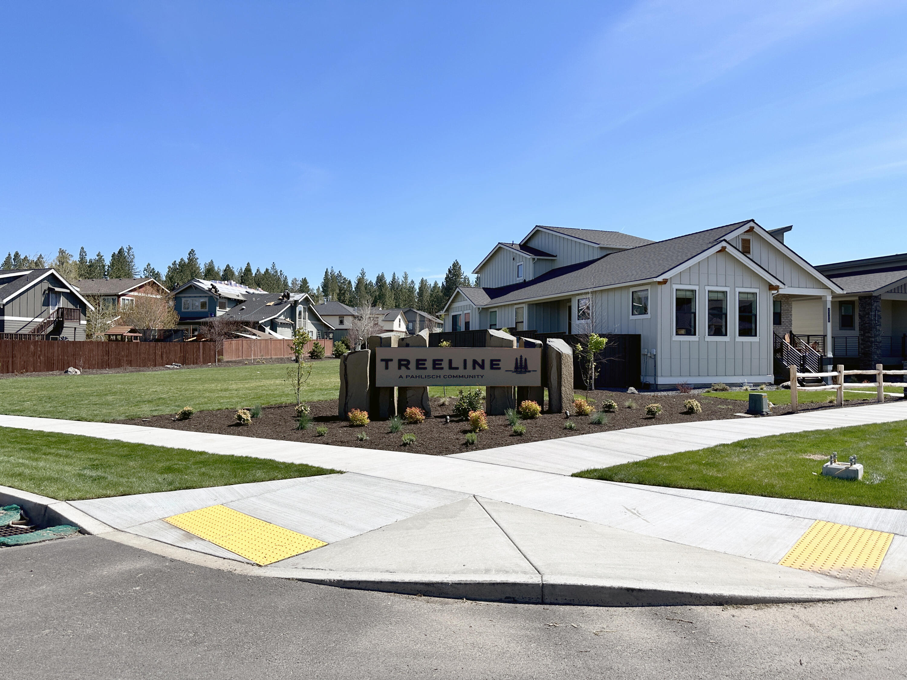 2256 NW Skyline Ranch Road