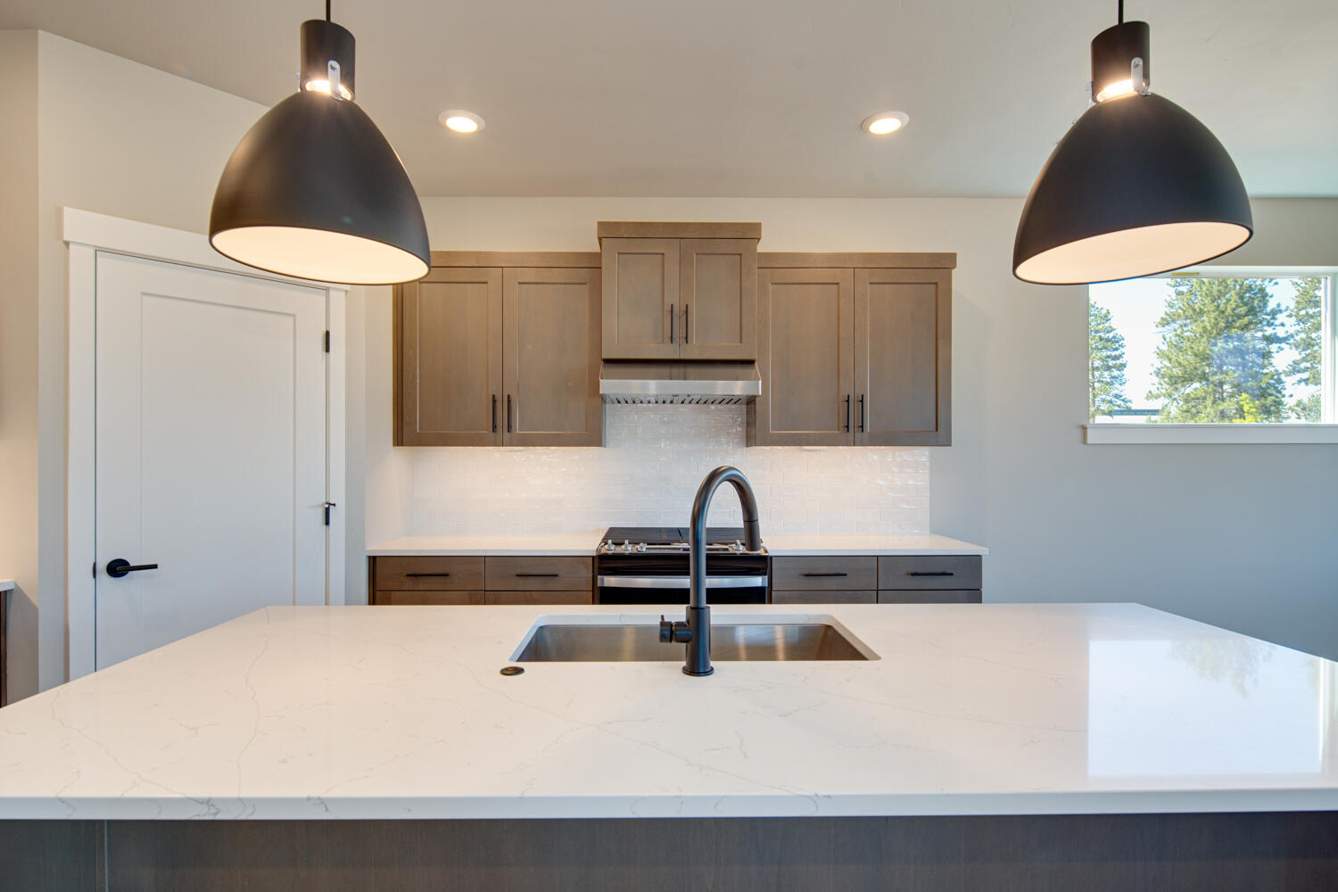 4709 SW Badger Creek Drive