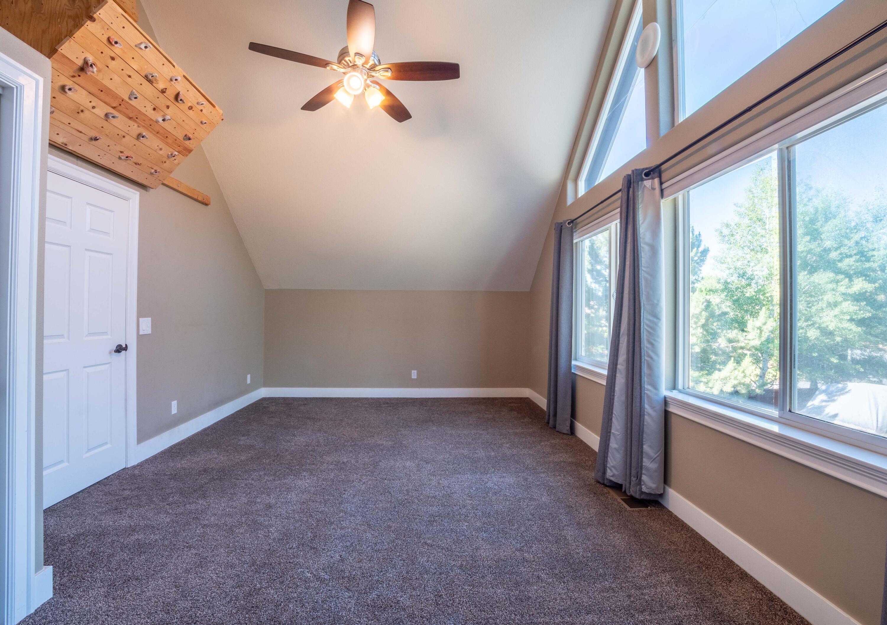 61186 Bonny Bridge
