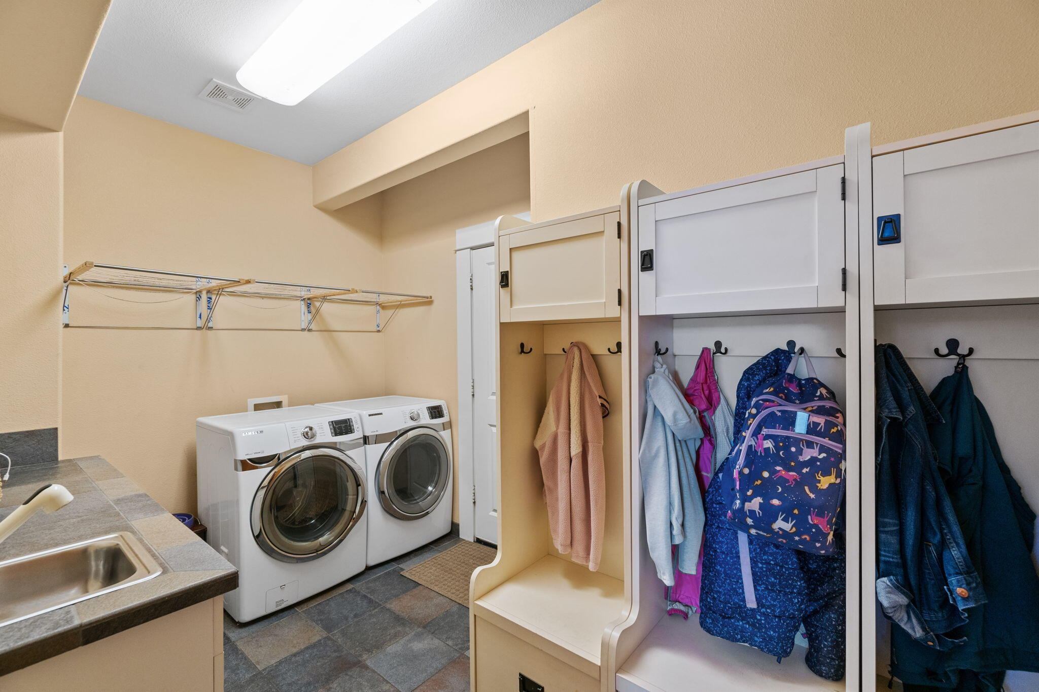 3430 NW Bryce Canyon Lane