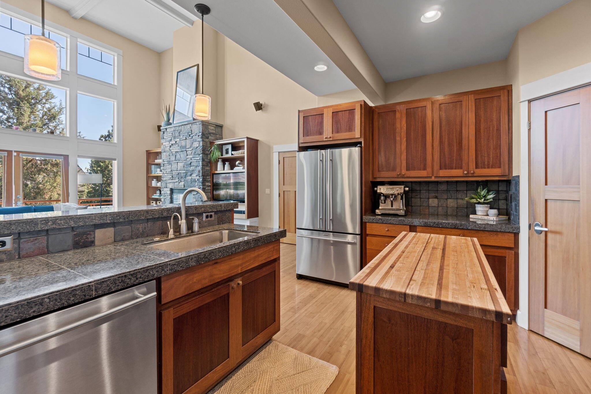 3430 NW Bryce Canyon Lane