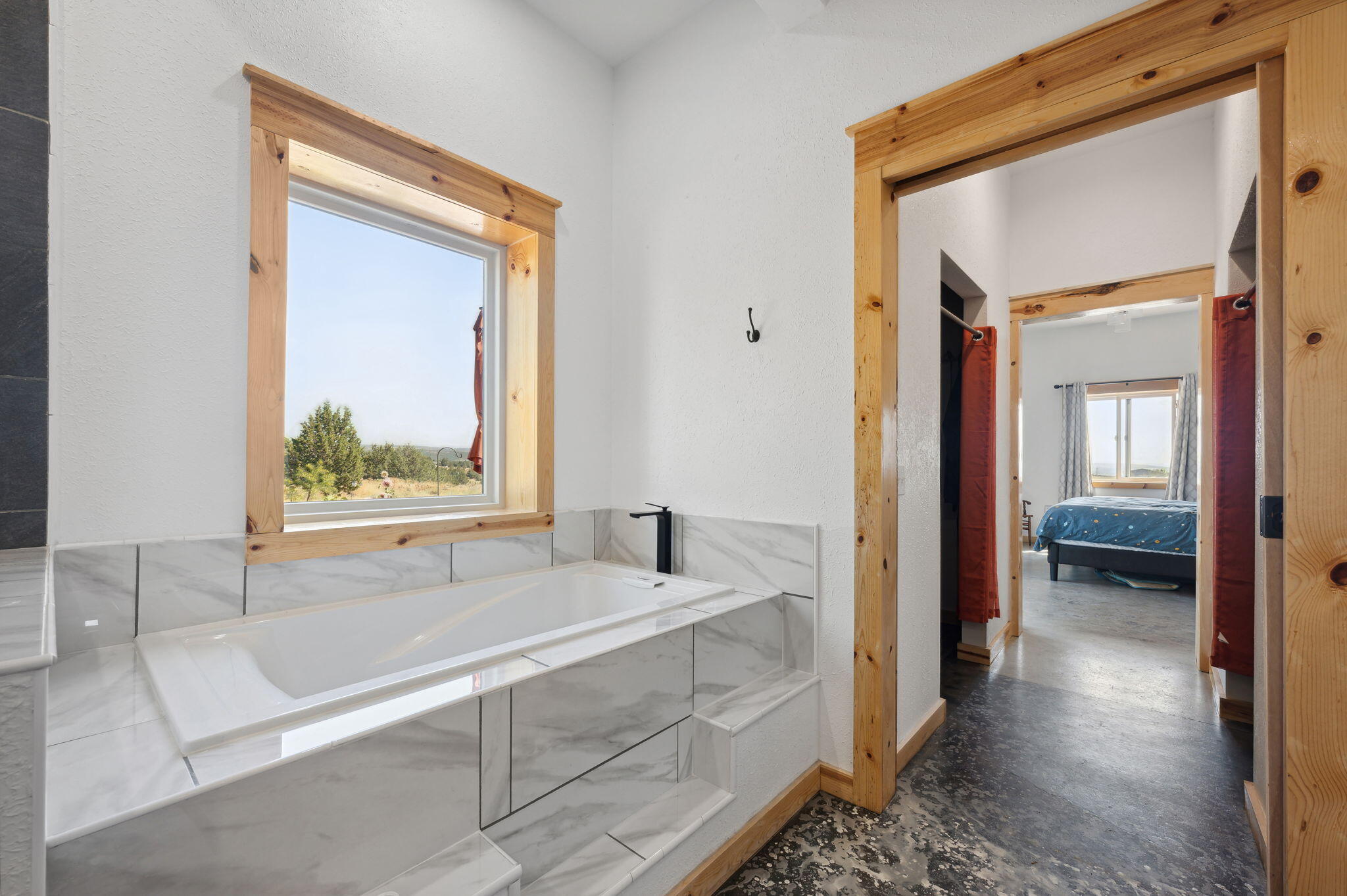 6456 SE Gravett Road