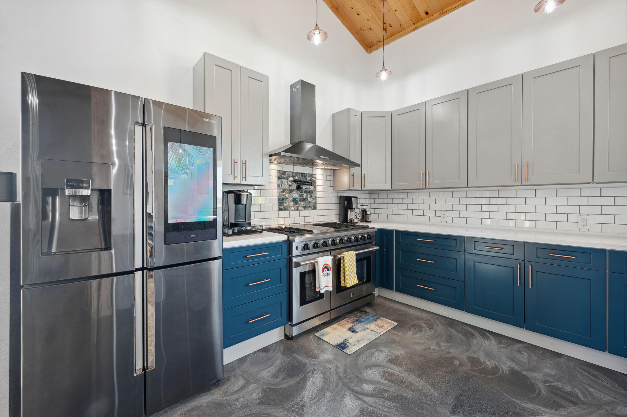 6456 SE Gravett Road