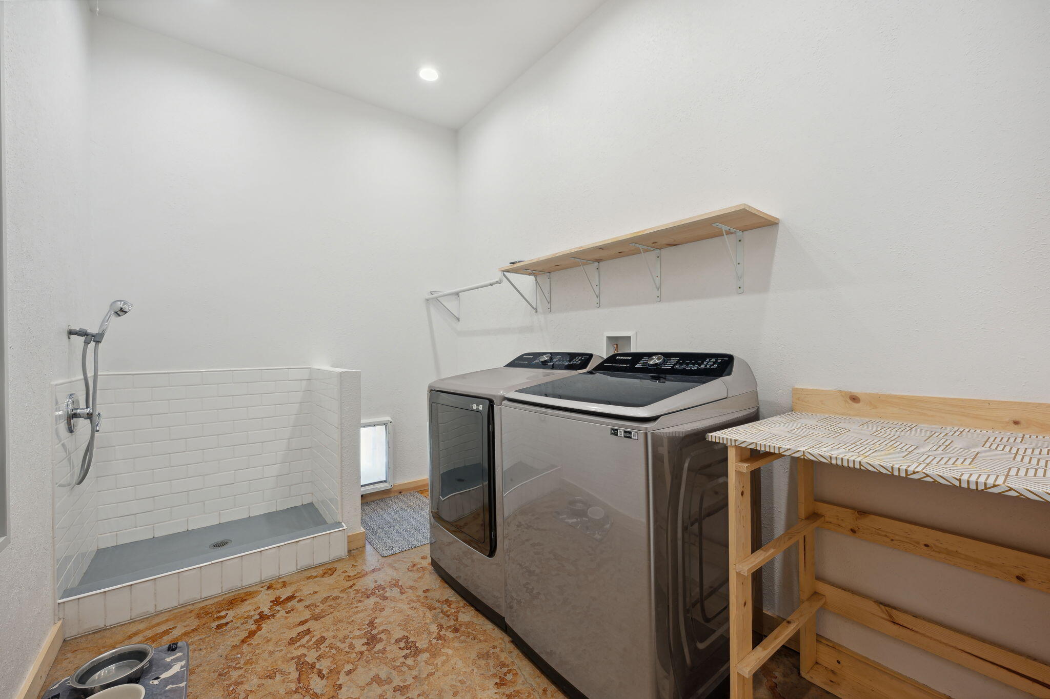 6456 SE Gravett Road