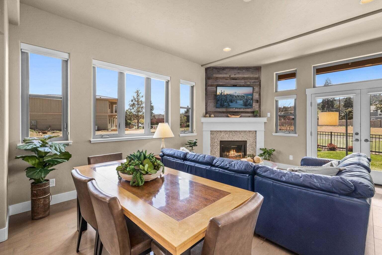 63171 NW Via Palazzo