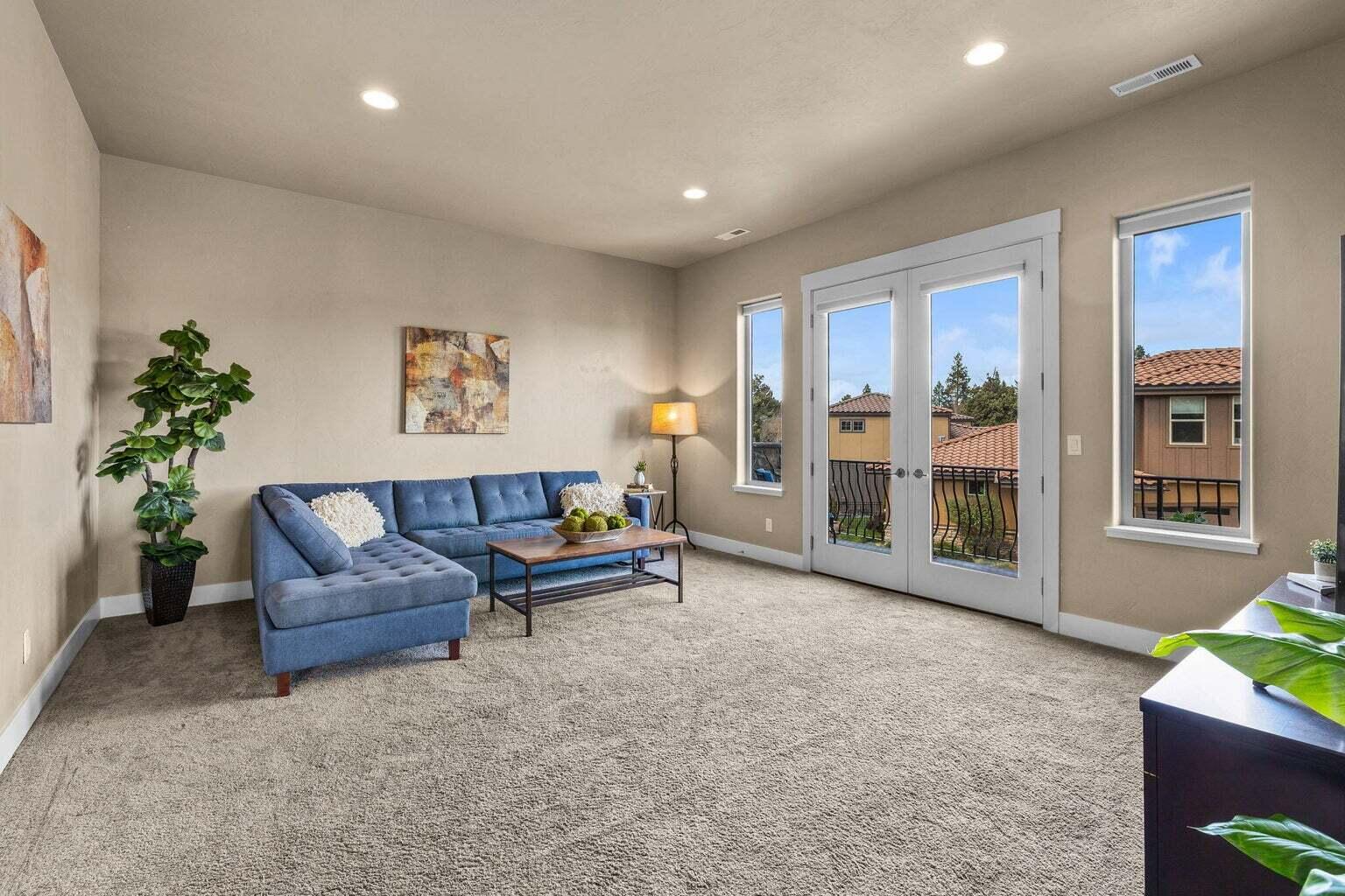 63171 NW Via Palazzo