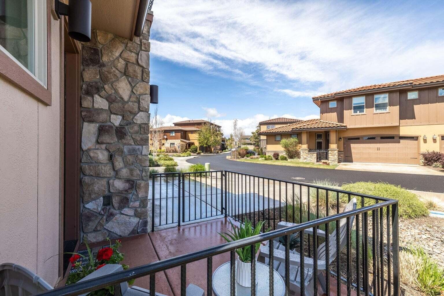 63171 NW Via Palazzo