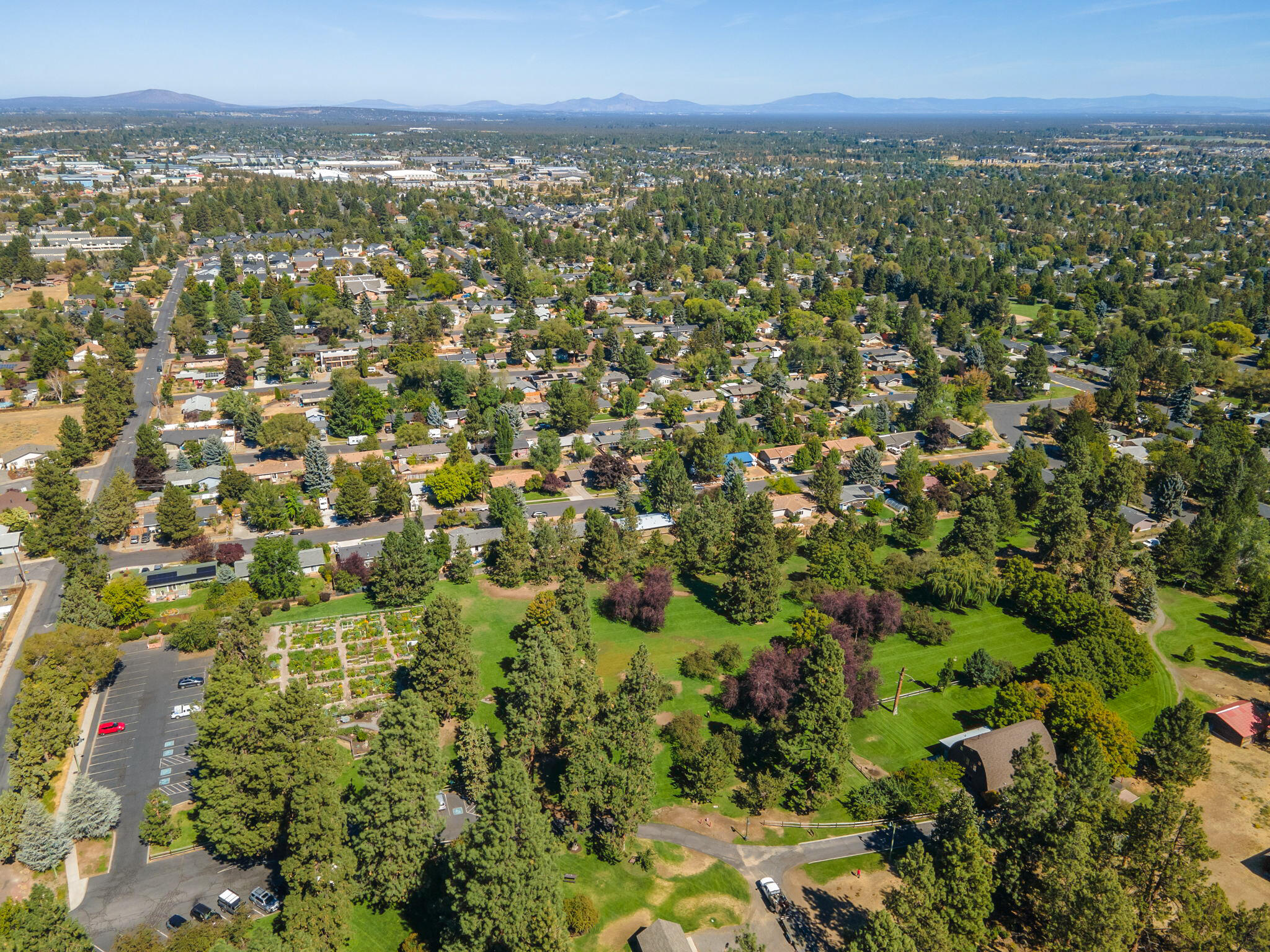 1258 NE Hoover Loop