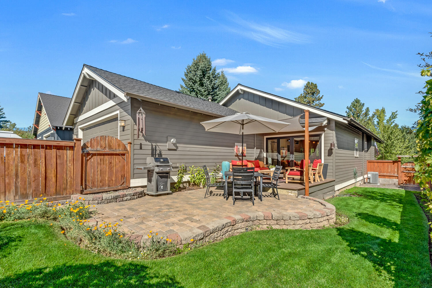 2621 NW High Lakes Loop