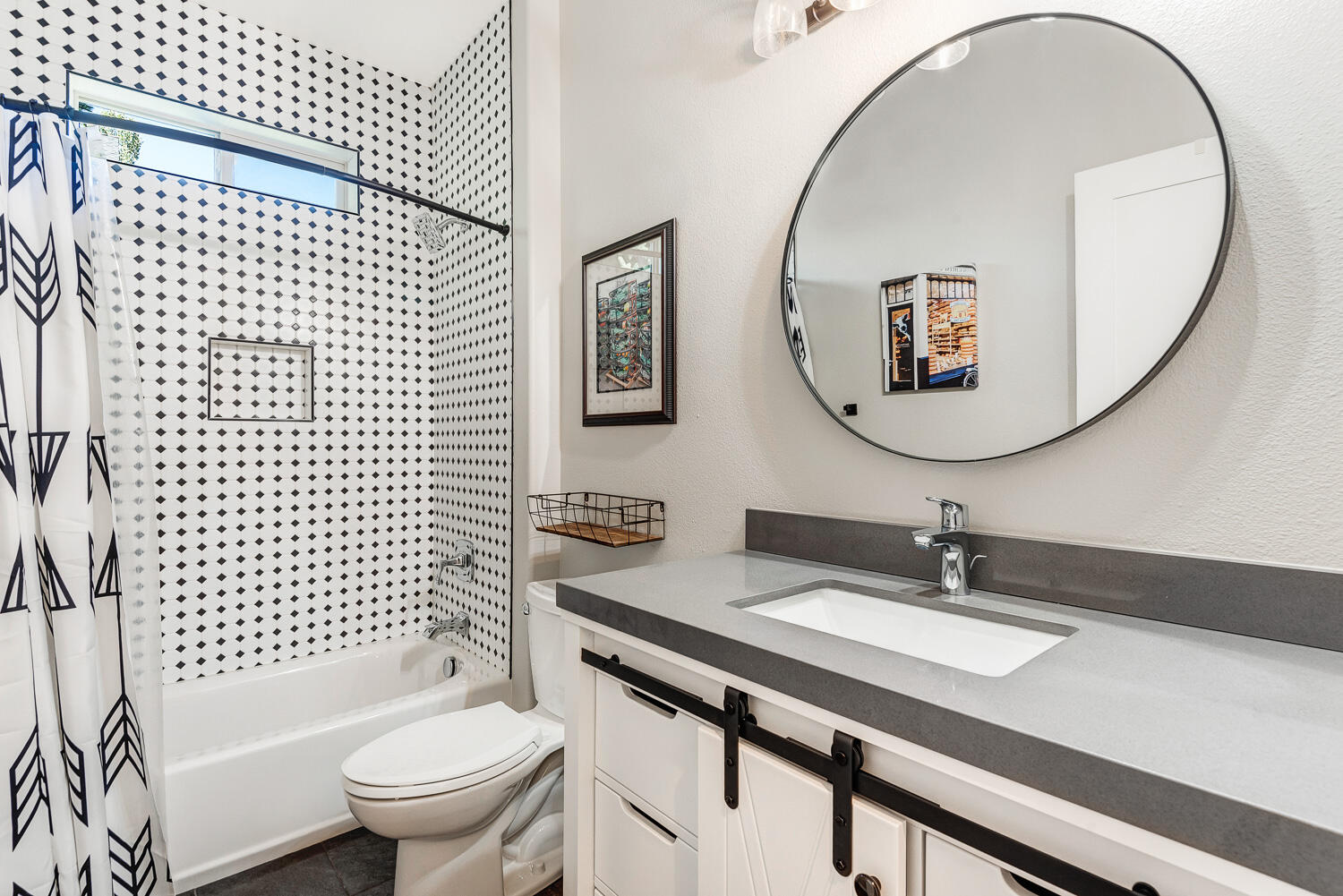 2621 NW High Lakes Loop