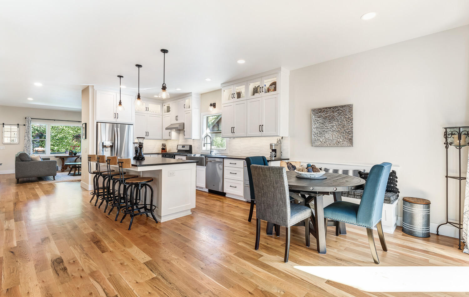 2621 NW High Lakes Loop