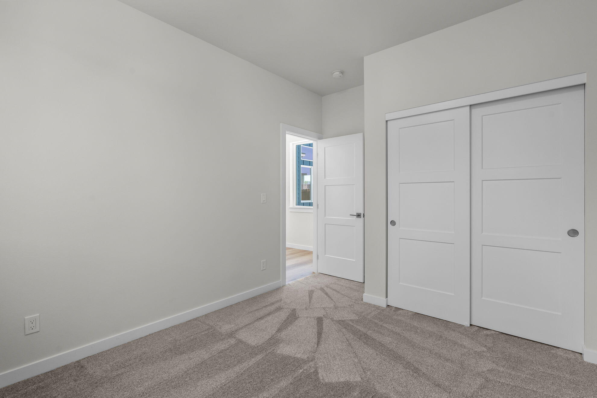 1551 NE Perspective Drive Unit: 1 & 2